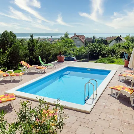 Dom wakacyjny Annemarie By Interhome Balatonalmádi