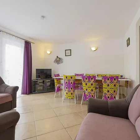 Annemarie By Interhome Balatonalmádi