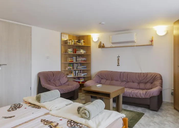 Annemarie By Interhome